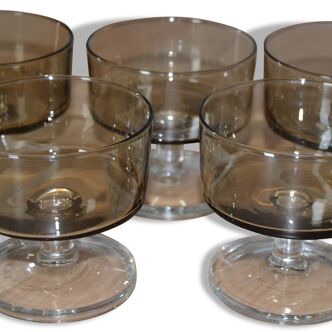 Lot de 5 verres pieds noirs fumés - Années 70