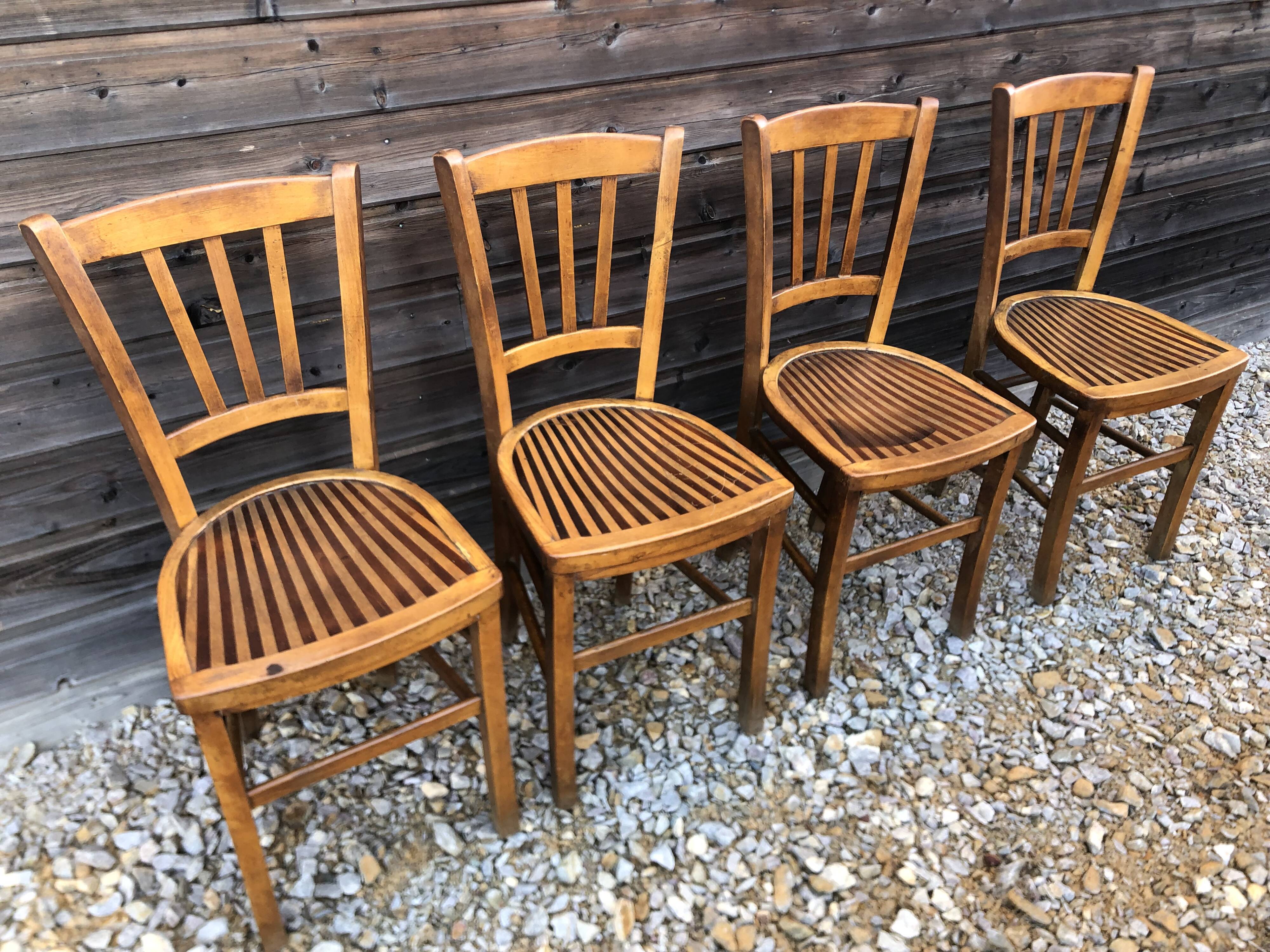 4 chaises bistro