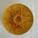 5 vintage shell plates