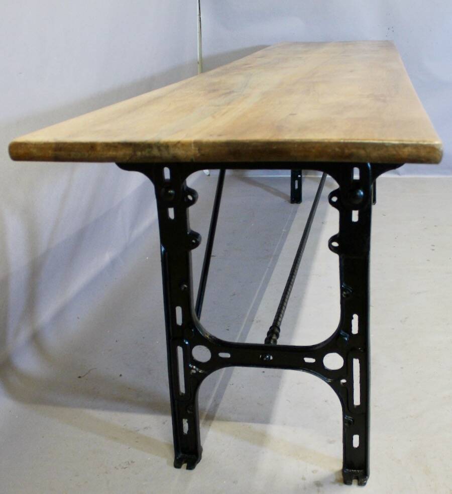 Grande Console Industrielle Plateau Noyer Piètement Fonte