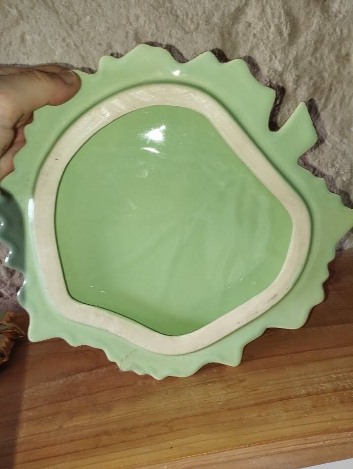 Ceramic trivet and coaster – leaf pattern, year