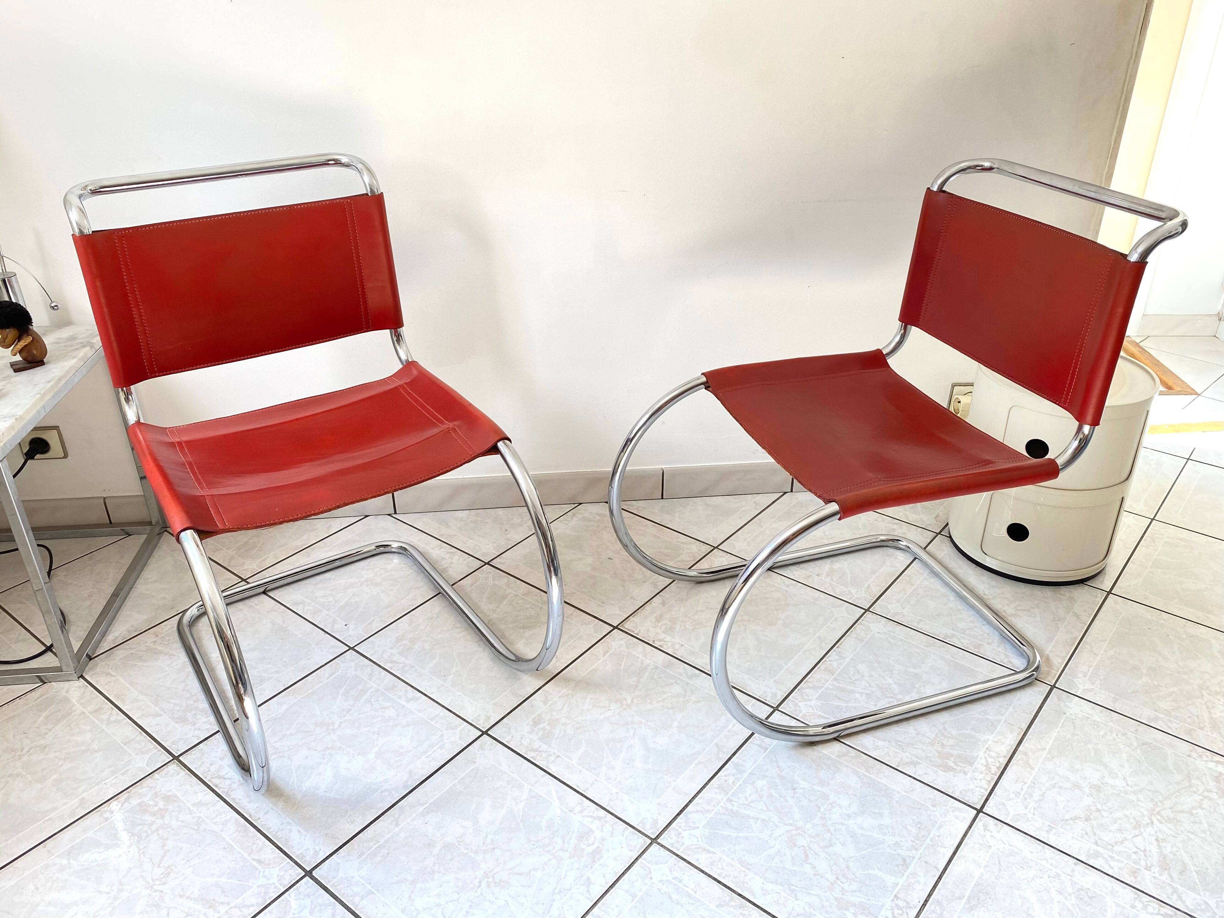 Pair of chairs MR 10 design Ludwig Mies Van Der Rohe vintage edition 90s