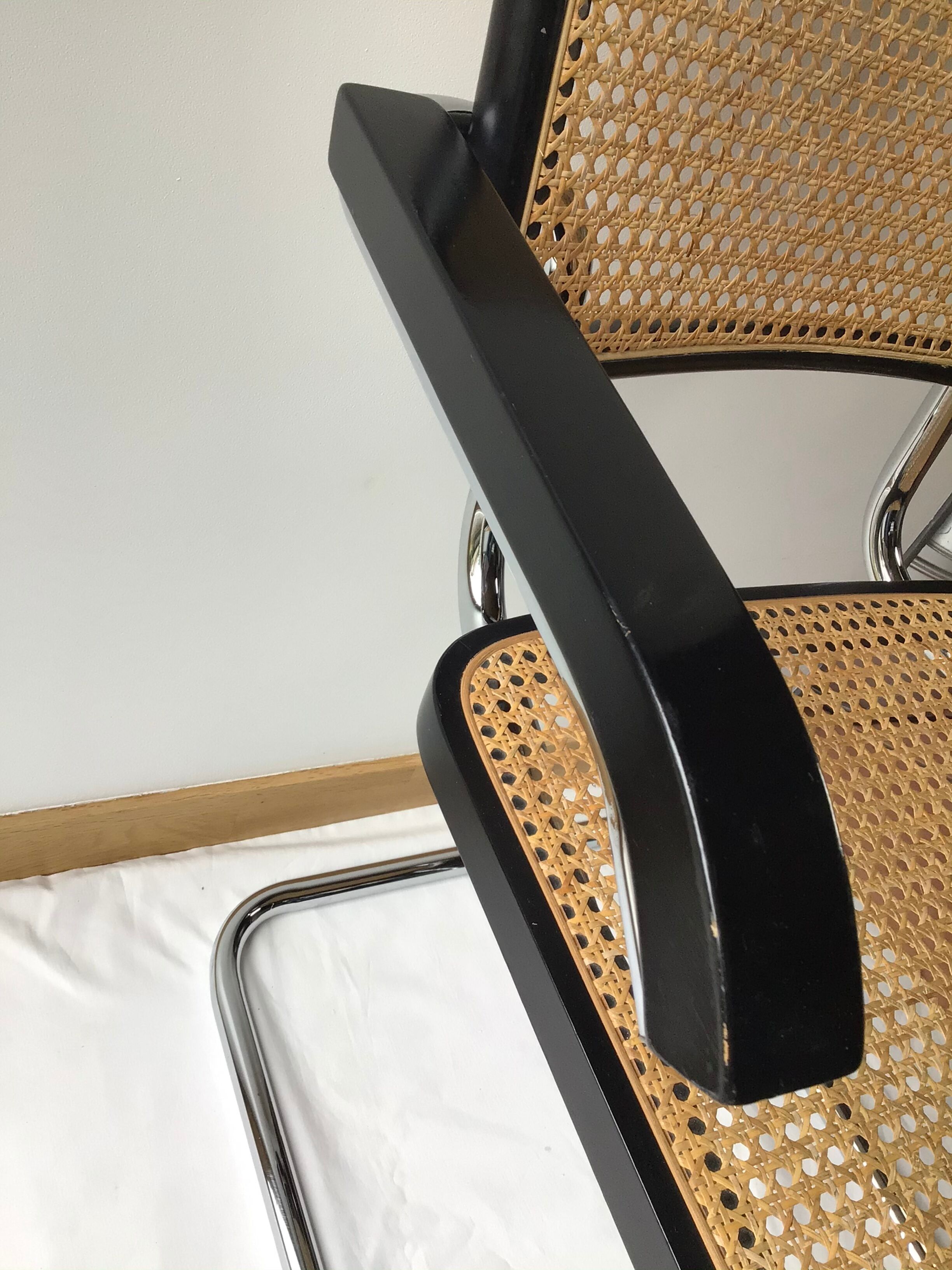 B64 Cesca Marcel Breuer black chair