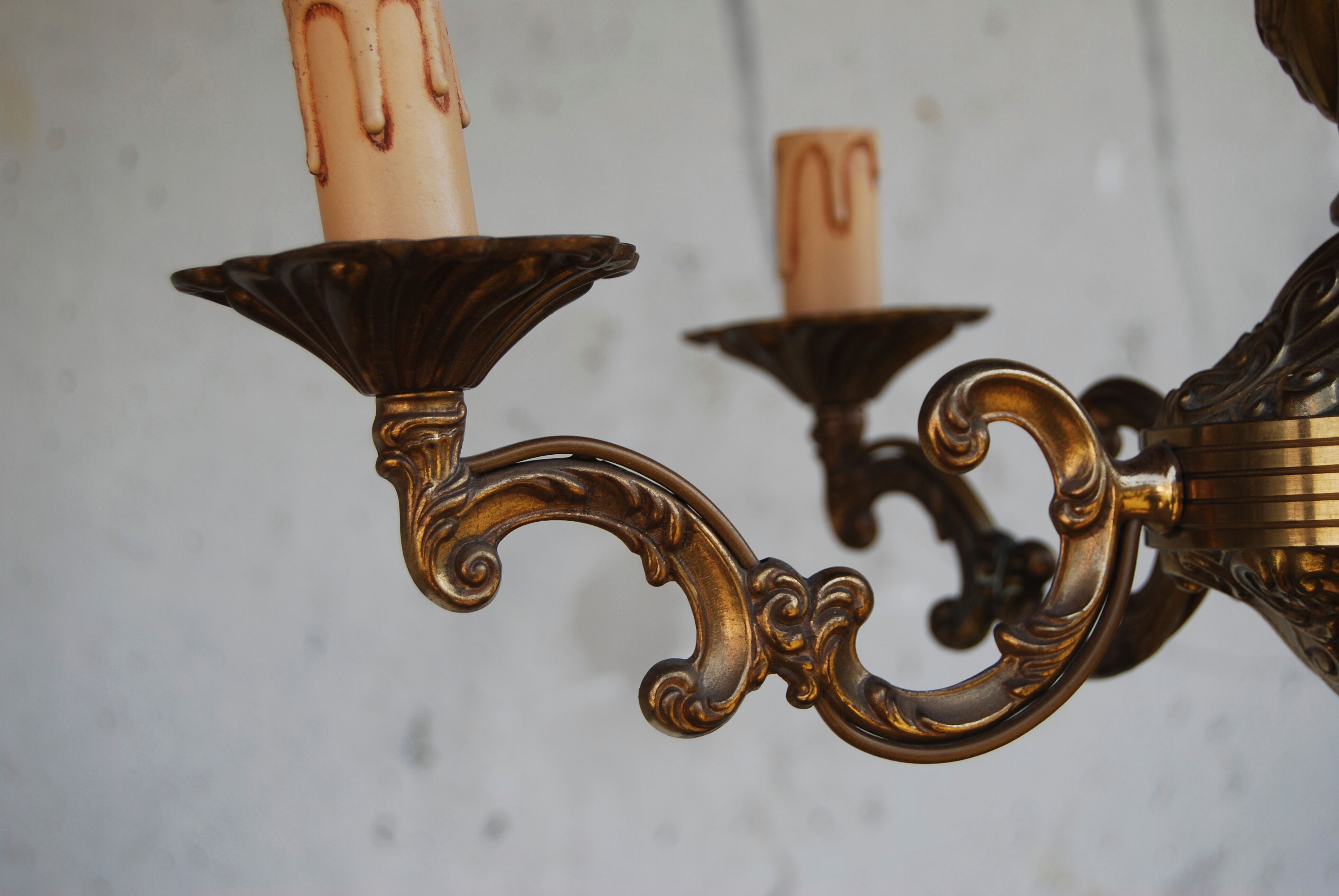 Louis XV-style chandelier in brass with 5 arms of light