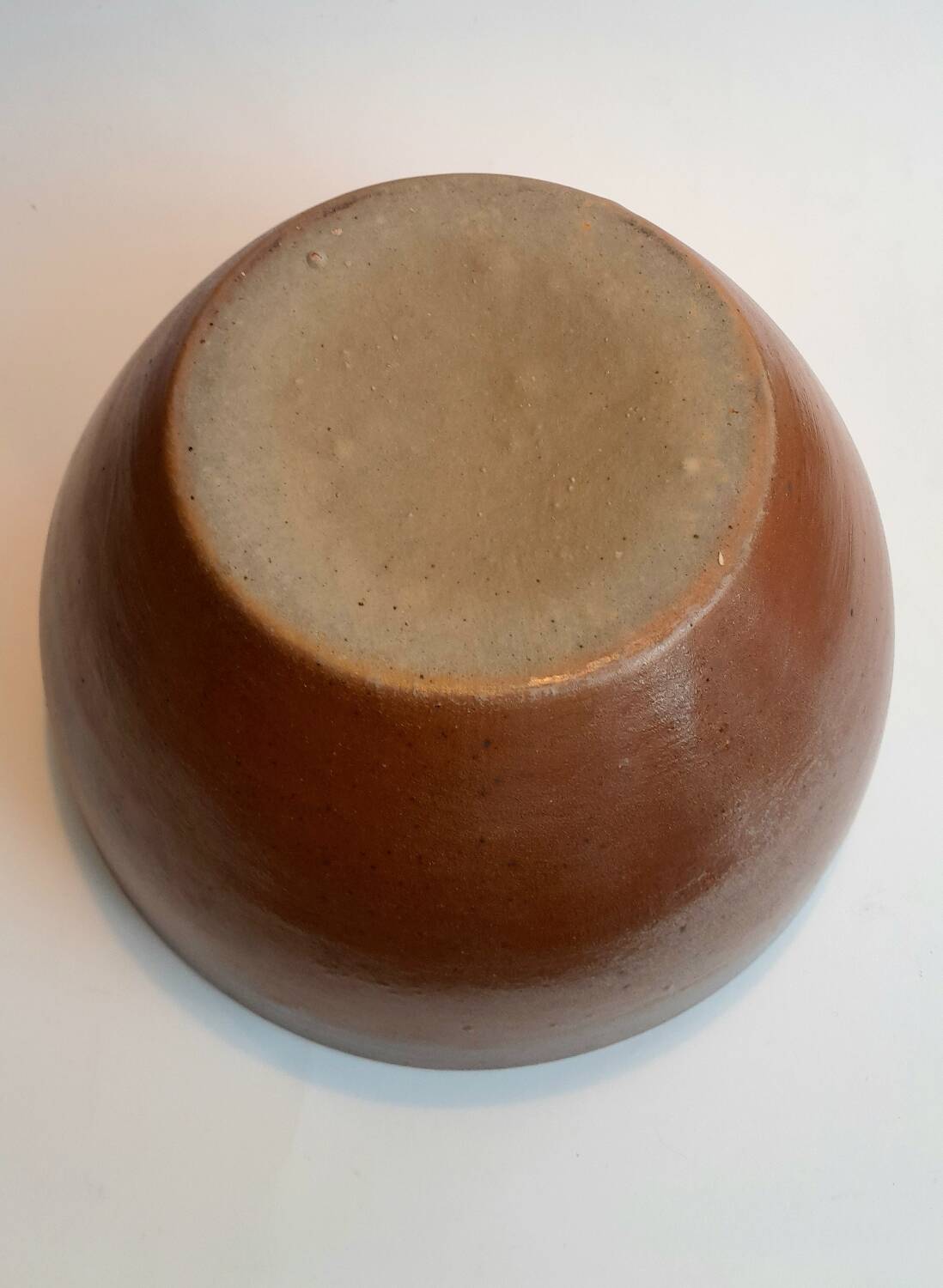 Stoneware salad bowl