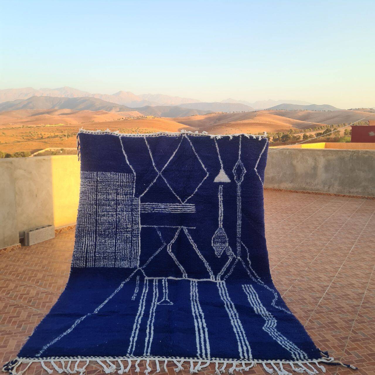 Handmade moroccan berber rug 300 x 200 cm