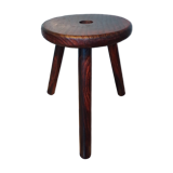 Tripod farm stool with hole