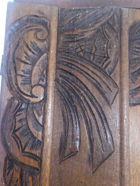 vintage wardrobe from the 1950s