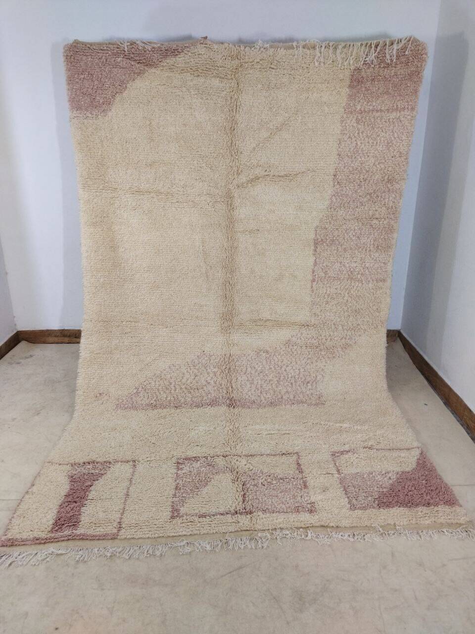 Handmade wool Berber rug 314x193cm