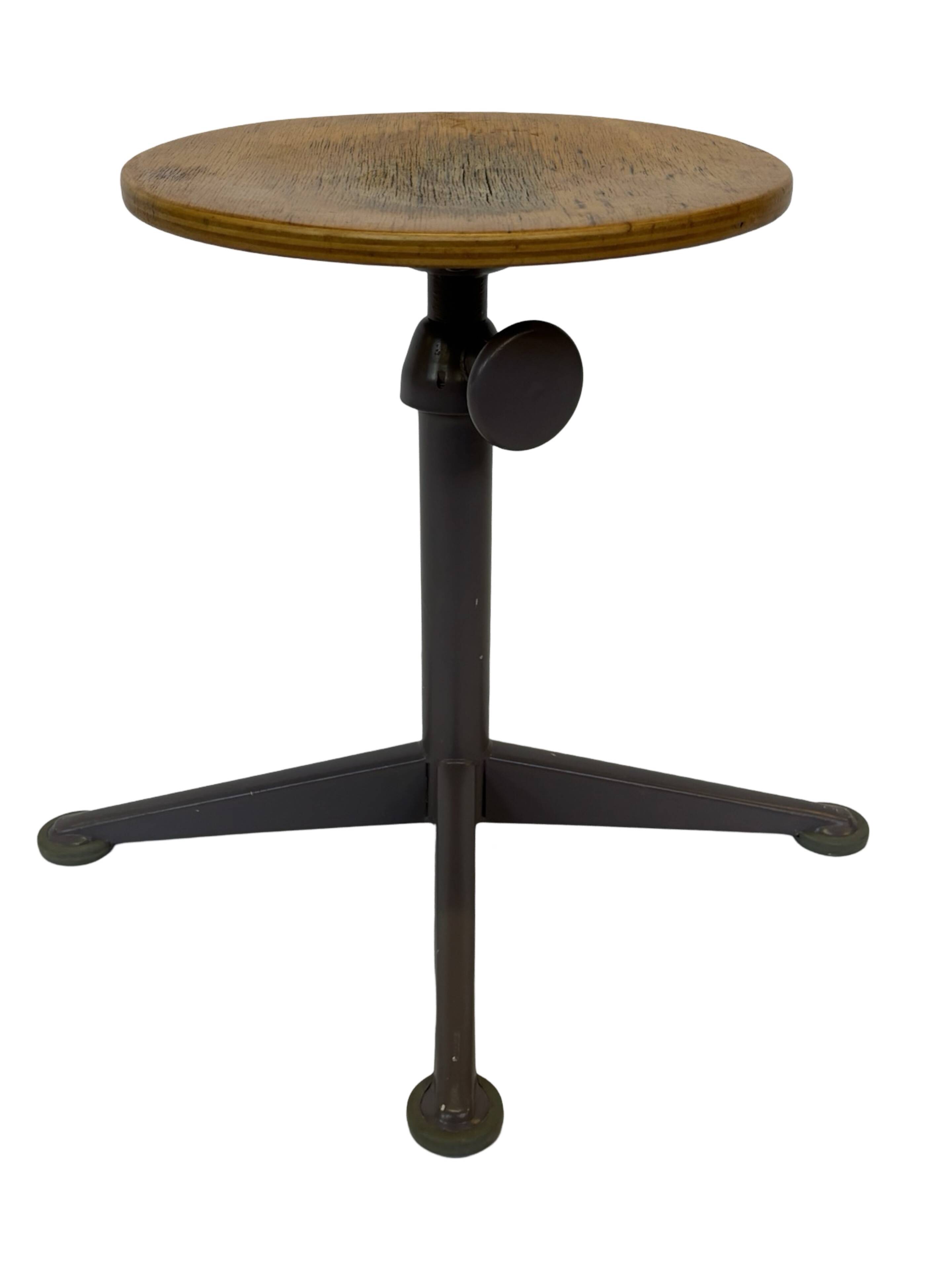 Vintage  Friso Kramer stool working chair by for Ahrend de Cirkel