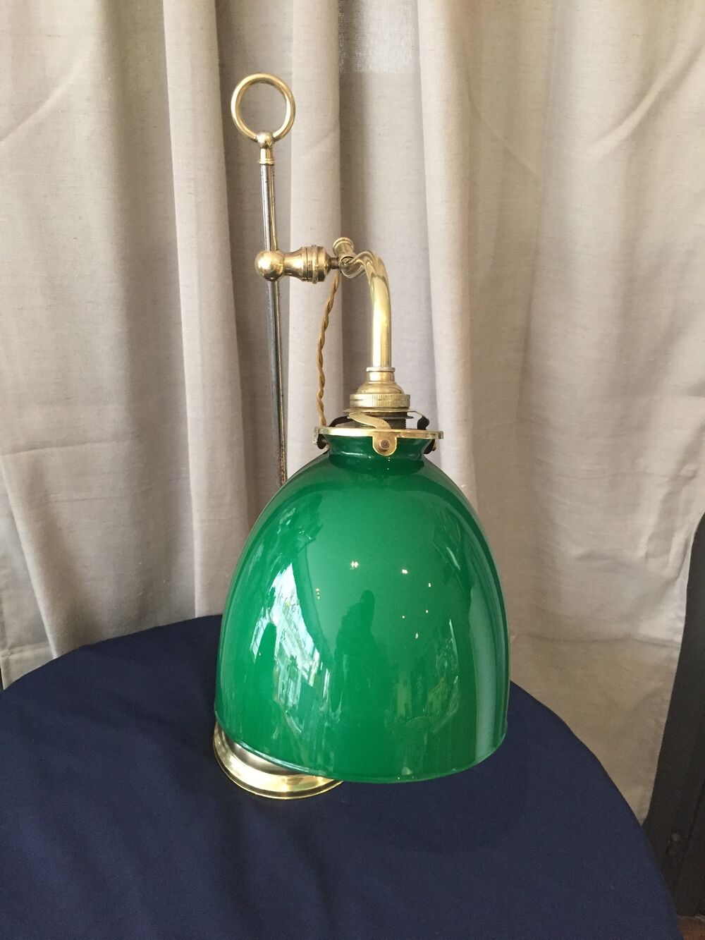 Lampe de bureau lampe d'appoint lampe de lecture quinquet laiton tulipe opaline