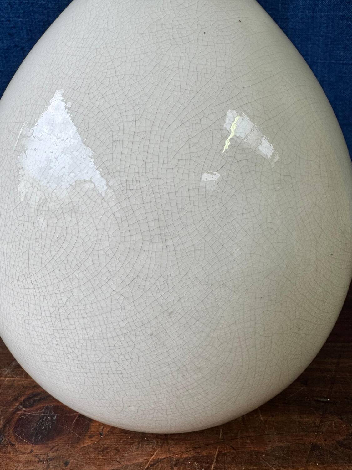 Vase œuf Art déco en céramique craquelée Orchies, 1930