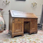 Bureau de pente en noyer d’époque directoire xviii eme siècle
