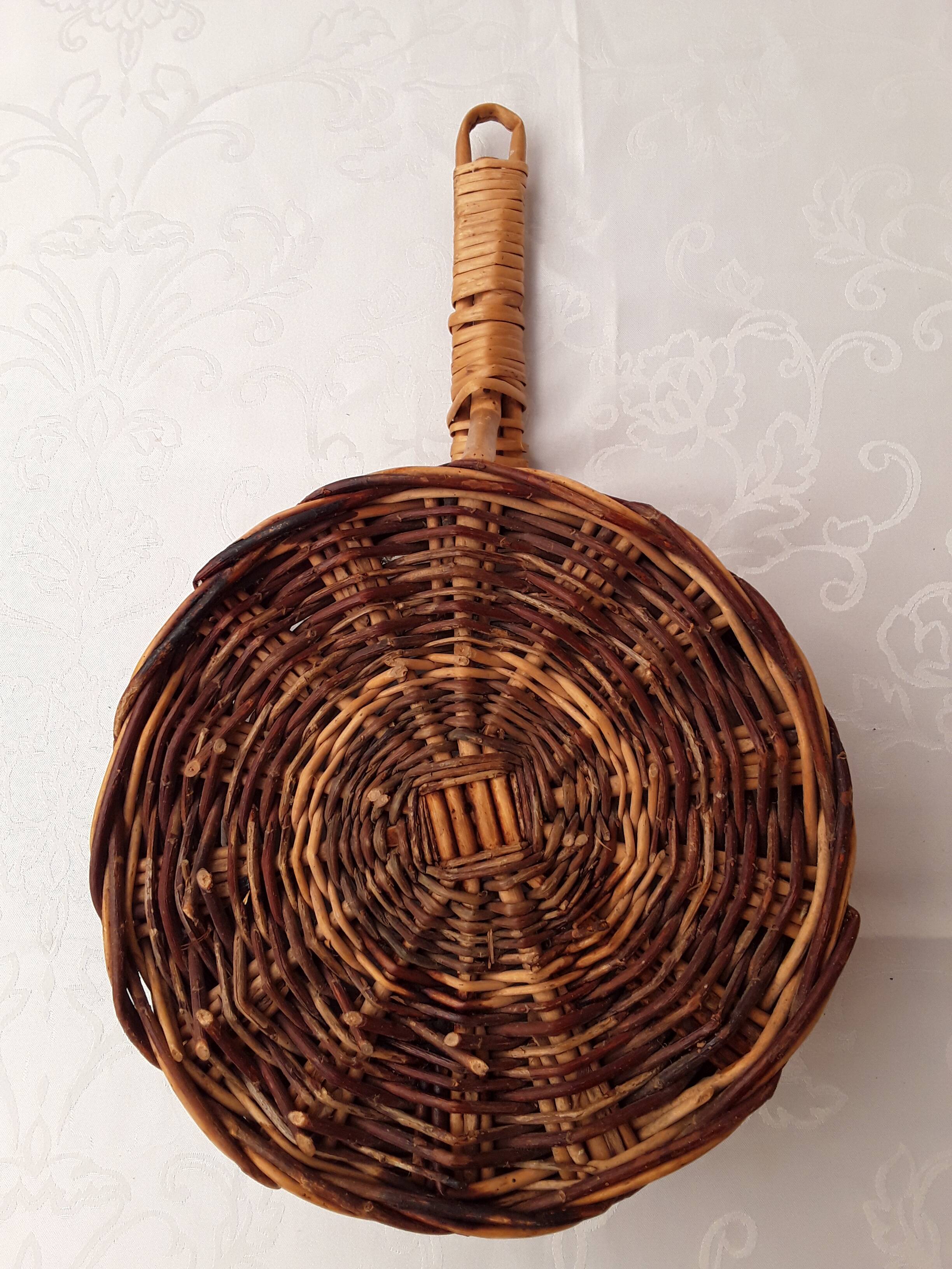 Wicker basket