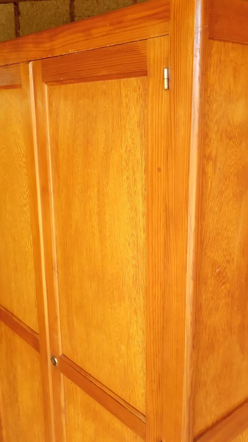 1950s Parisian wardrobe