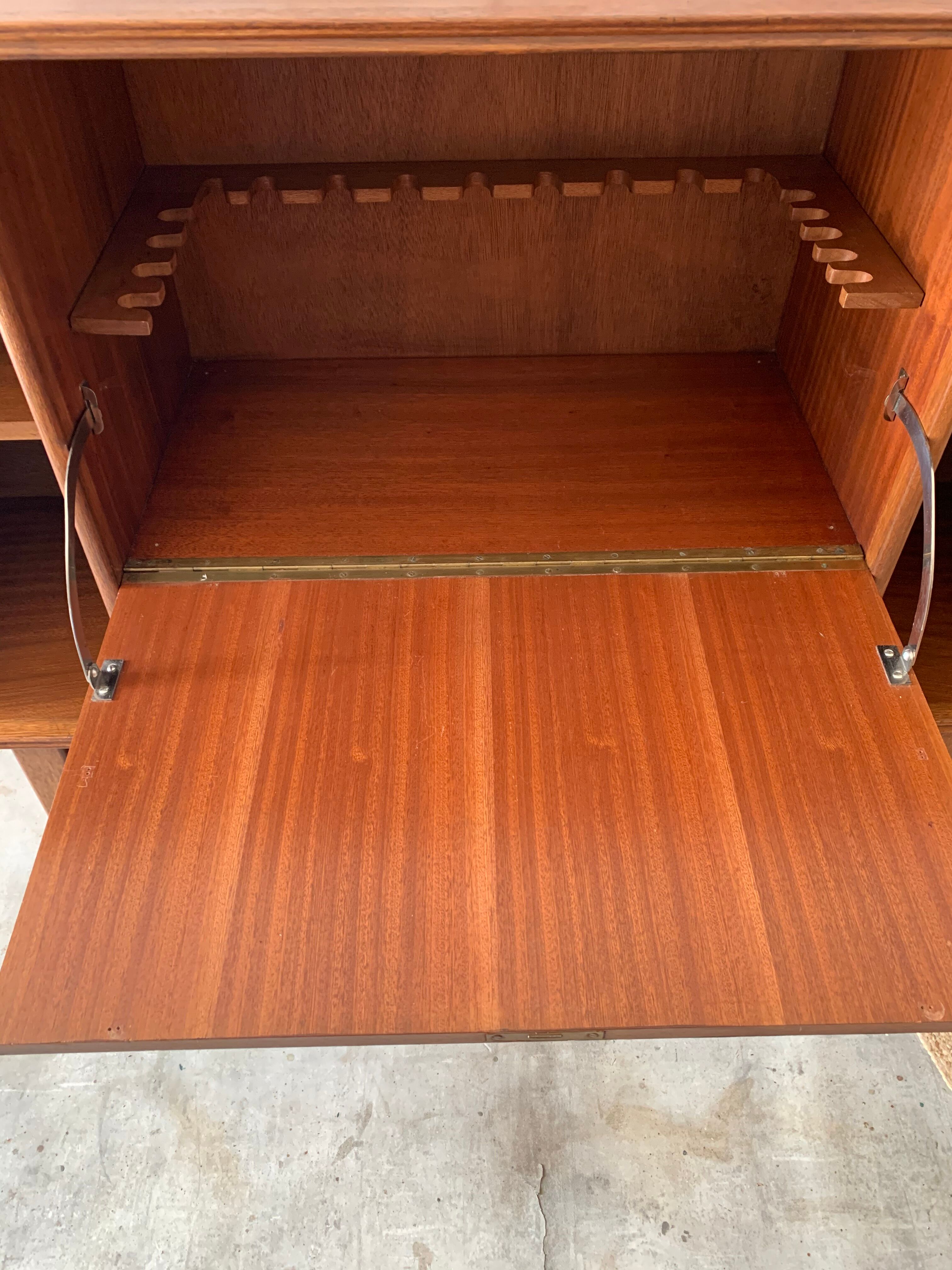 Vintage buffet/bar