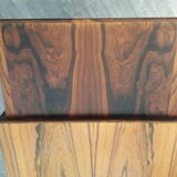 Extendable coffee table