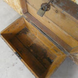 Ancien coffre en bois