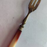 Set of dessert forks