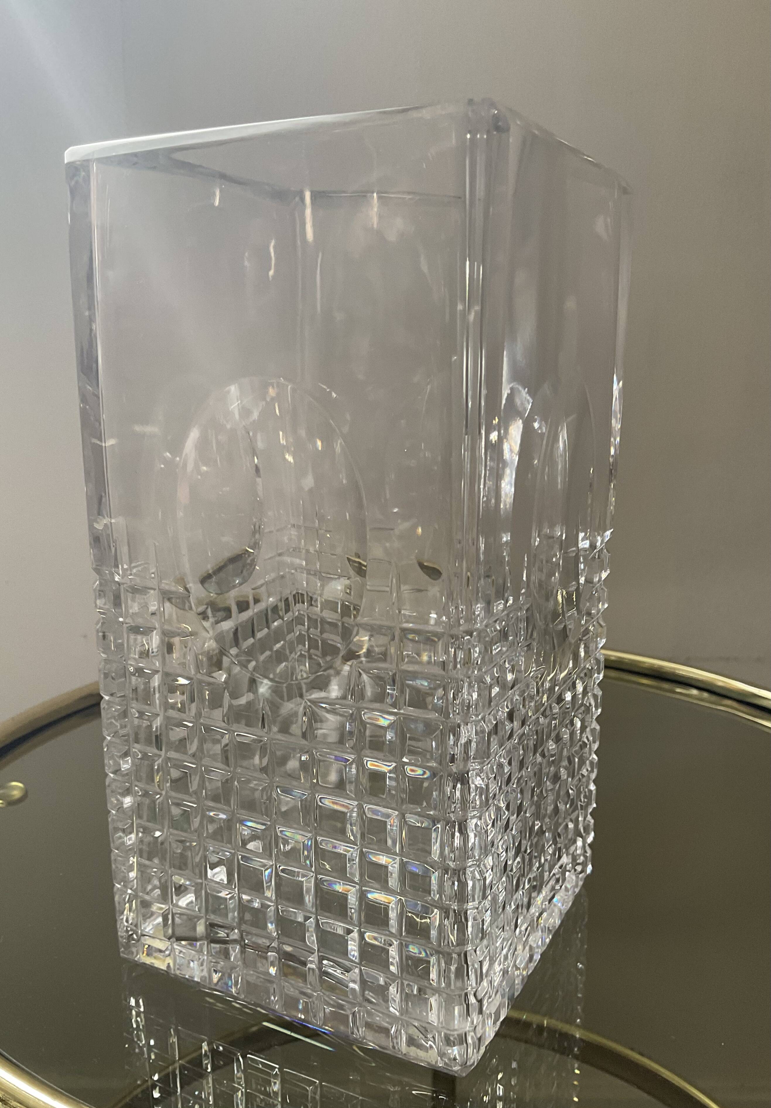 Vintage chiseled crystal vase from the 70s