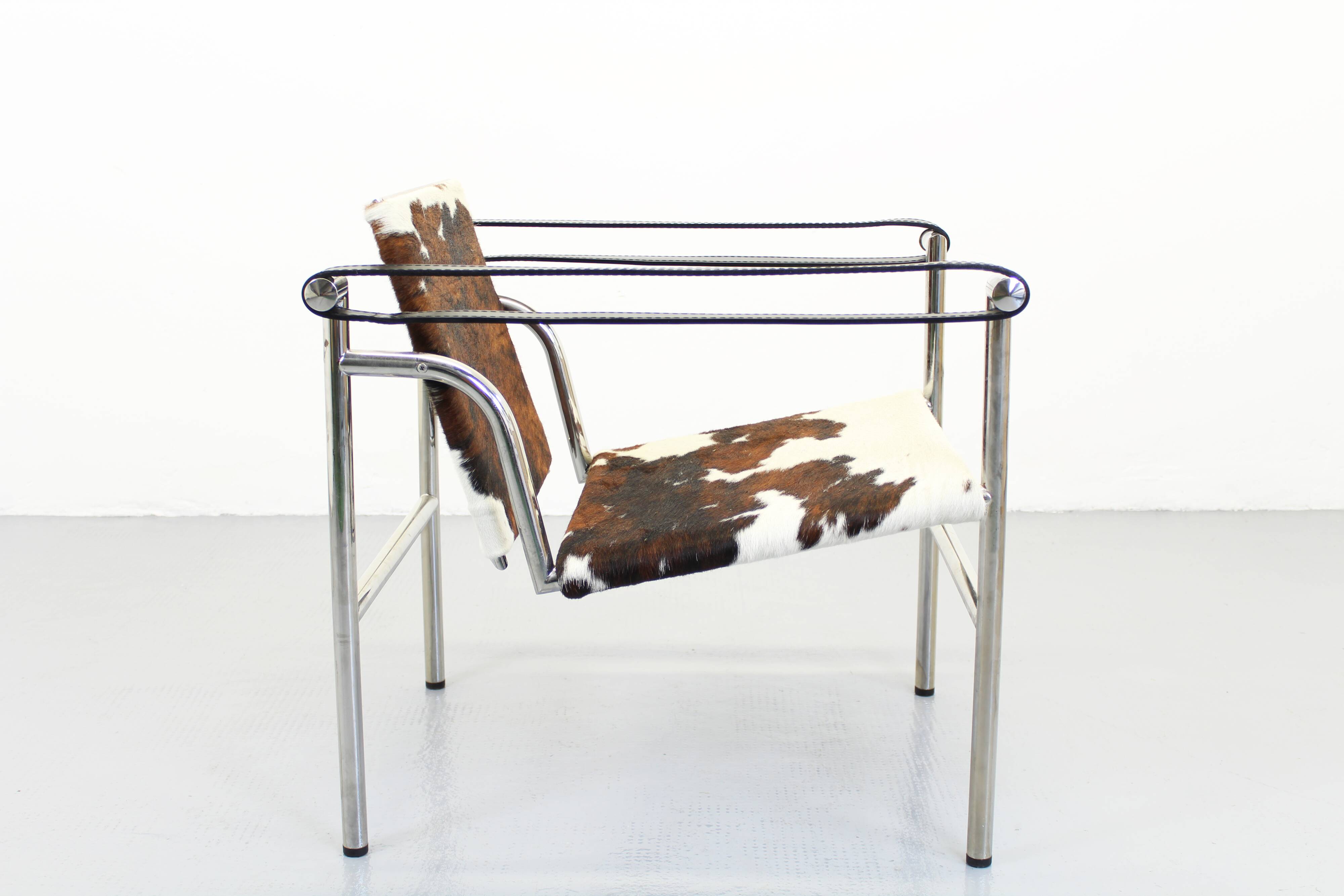 Lc1 Chair Le Corbusier Cassina Charlotte Perriand Seats
