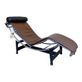 Chaise longue LC4 cuir marron par Le Corbusier, Jeanneret & Perriand, Cassina, 1980