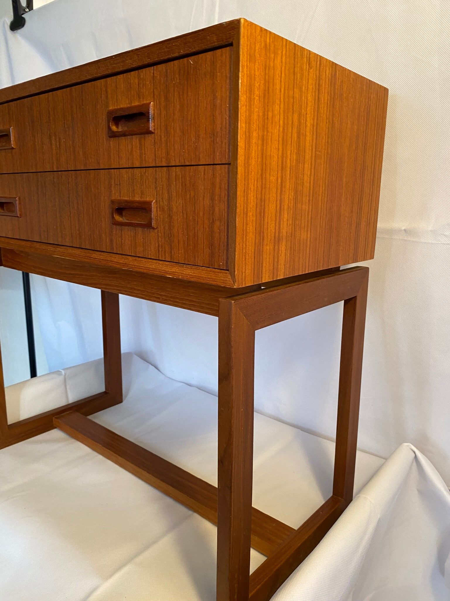Commode scandinave