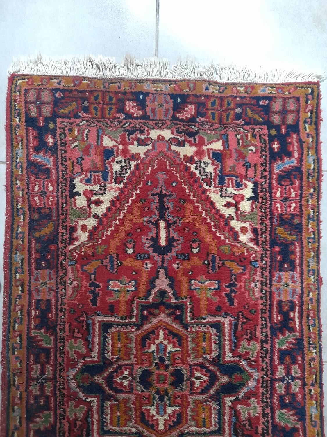 Hand-knotted Persian rug 140 x 72 cm