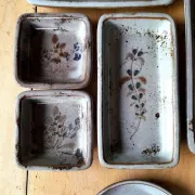 Set of stoneware dishes by Chantal and Thierry Robert
