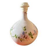 Lampe en céramique fleurie