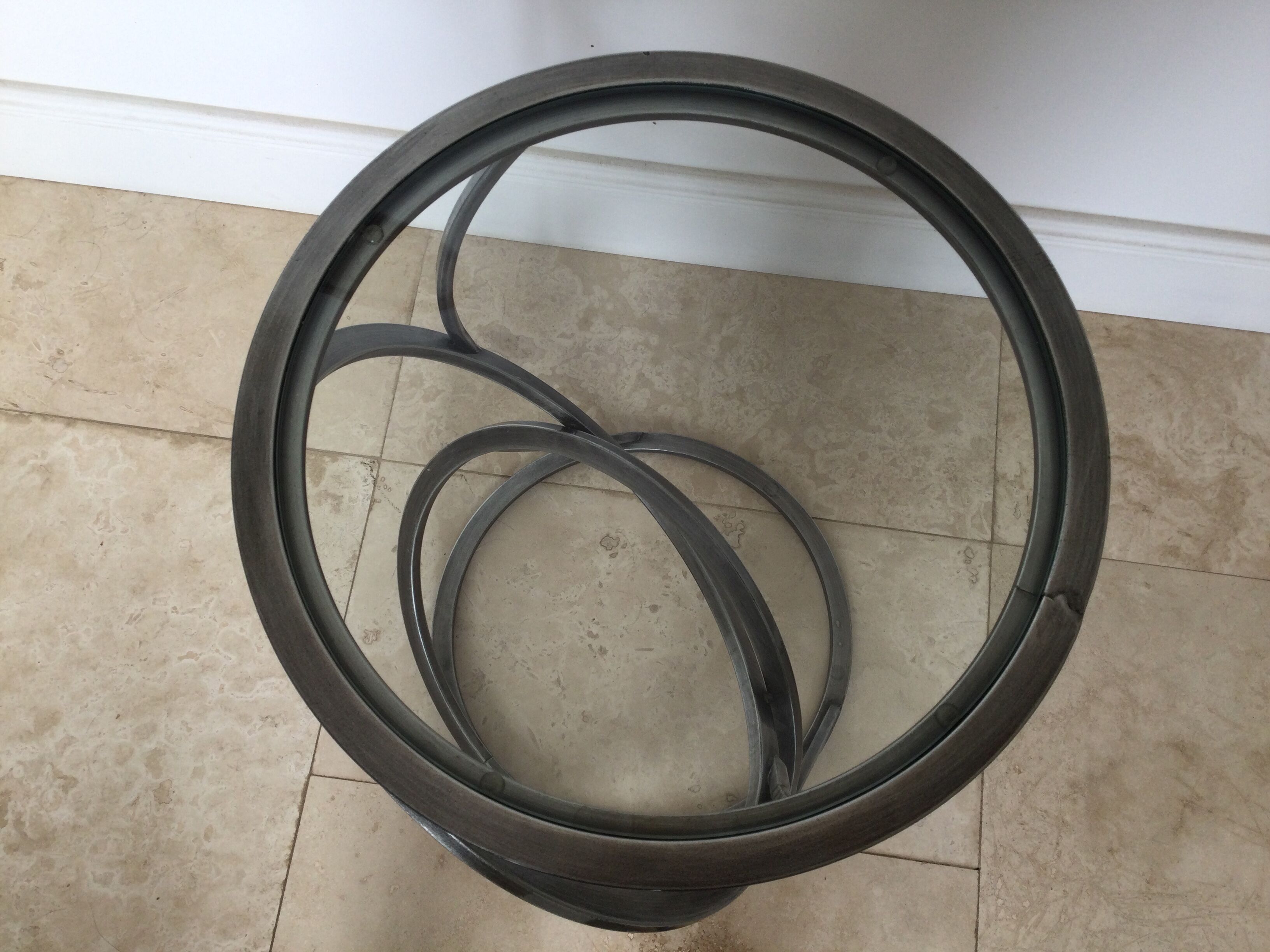 Sellette, side table, sofa tip