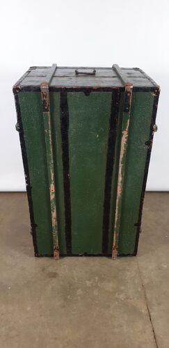 Ancien coffre malle vert