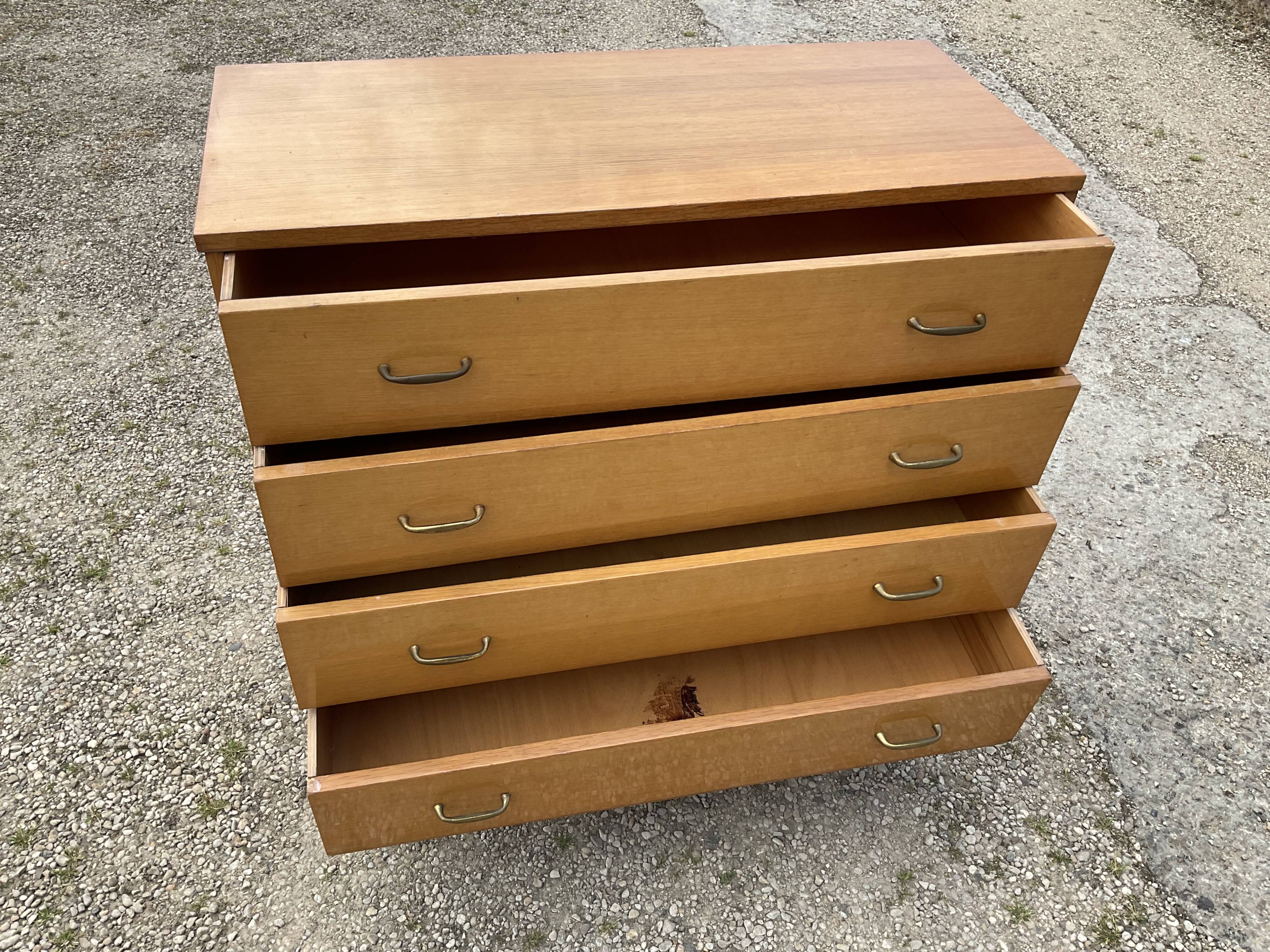 Vintage chest of drawers