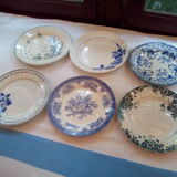 Assorted 18 old blue plates