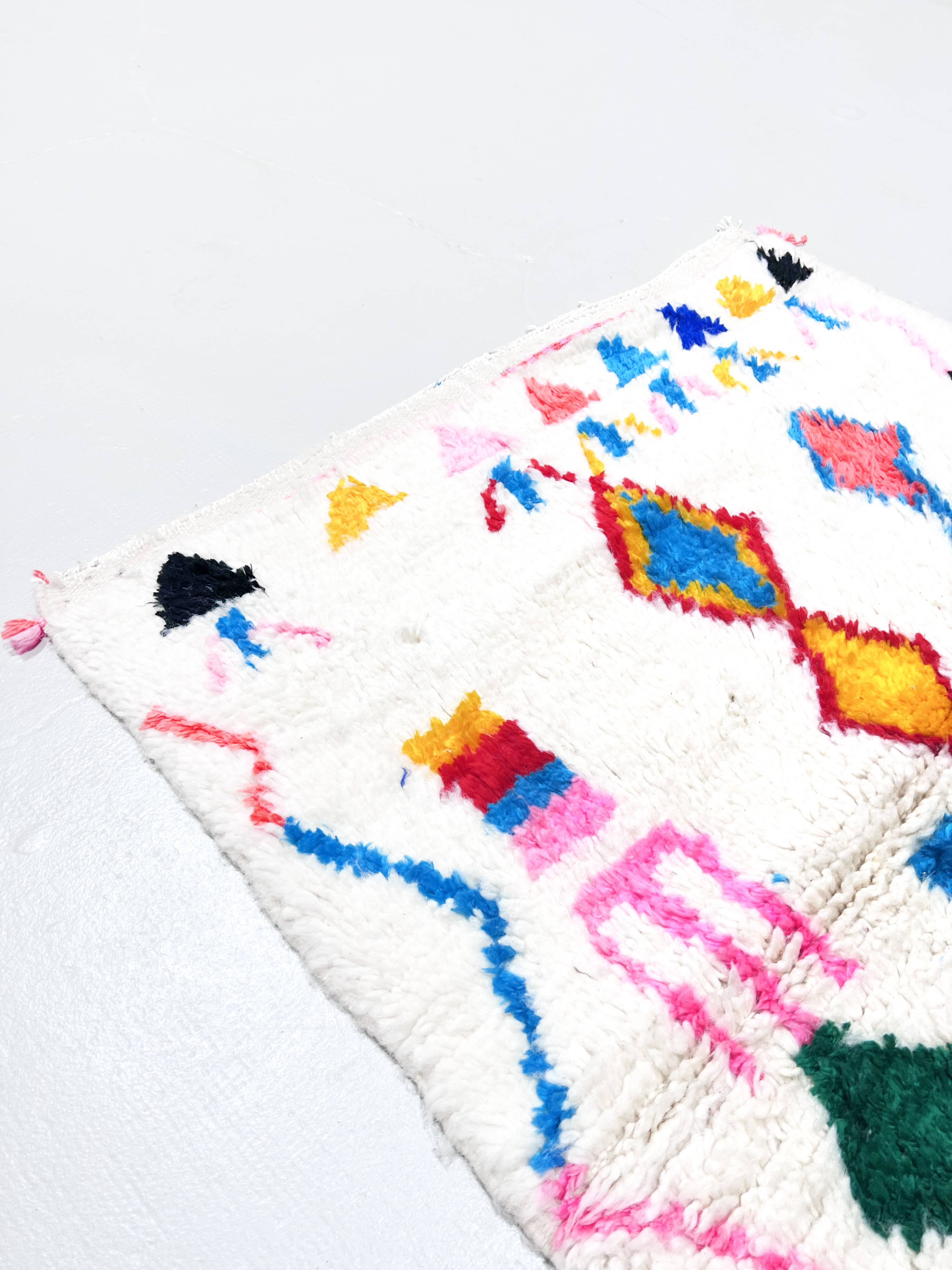 Moroccan Berber Azilal rug with colorful patterns, 1.40x0.98m