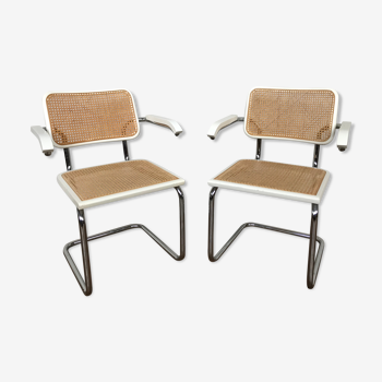 Paire de chaises par Marcel Breuer