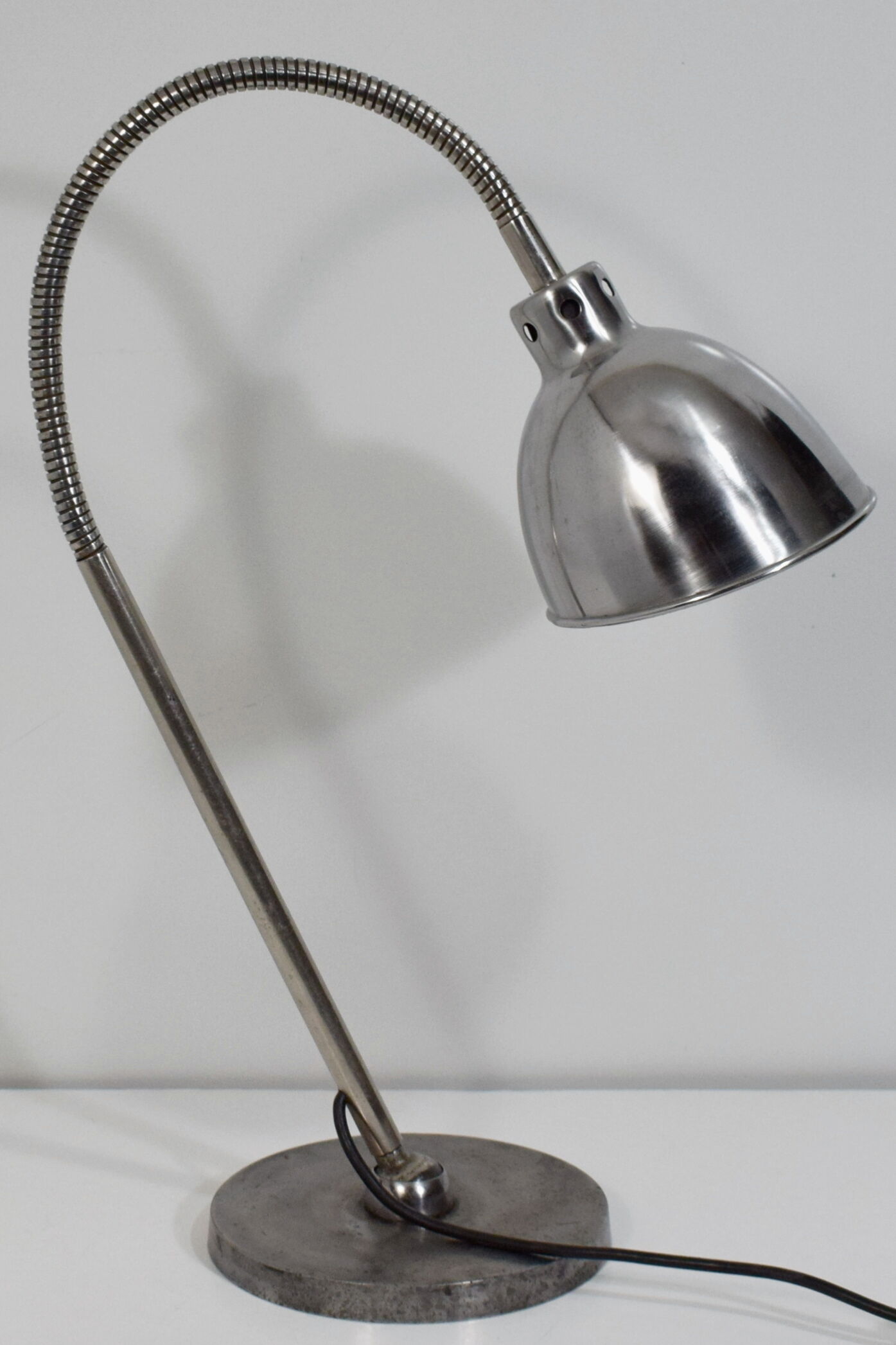 Hala bauhaus modernist lamp