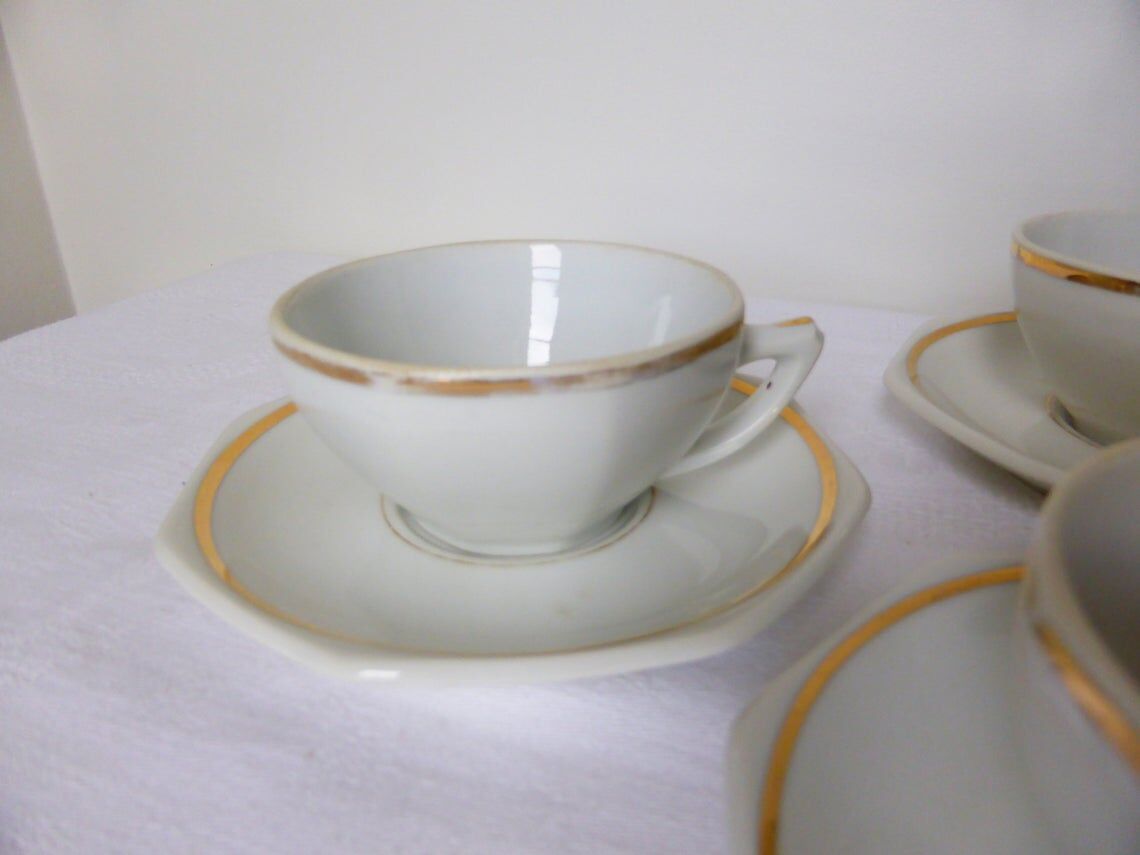 Set of 4 bistro coffee cups with gold rim