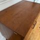 Meuble d’appoint vintage pieds compas