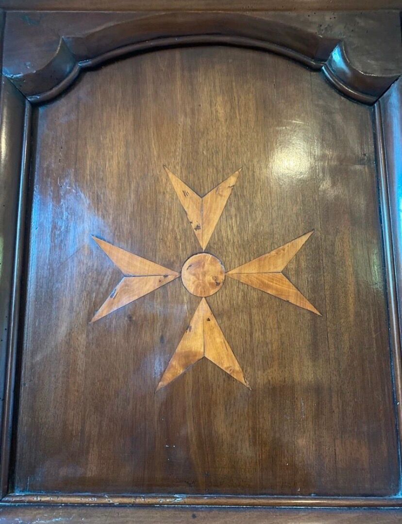 “Large regional 18th-century walnut inlaid wardrobe”