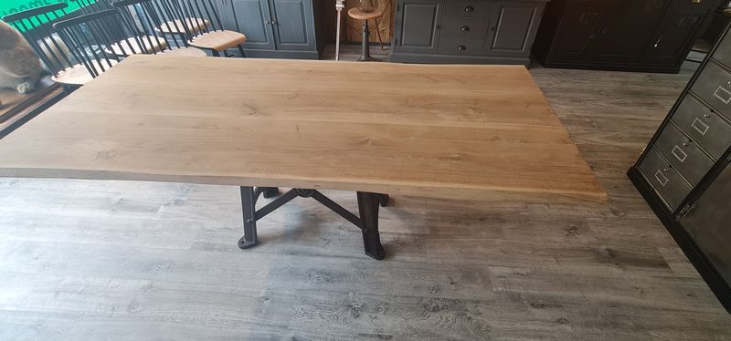 Industrial table top solid oak machine foot cast iron