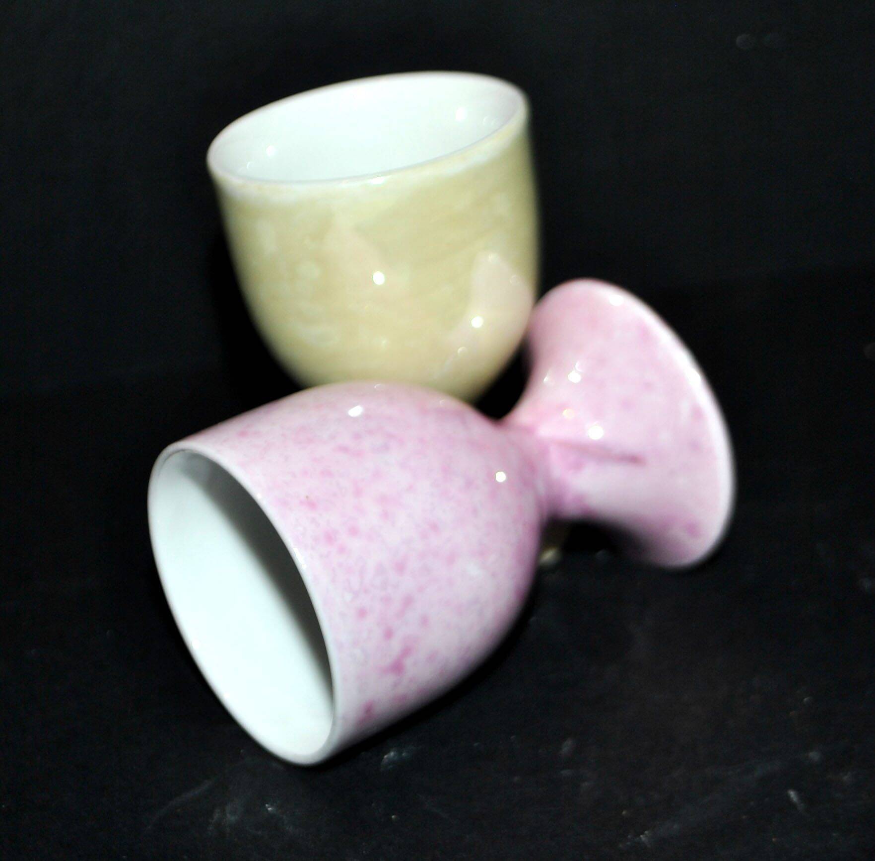 Set of 2 vintage pastel porcelain egg cups - yellow and iridescent pink