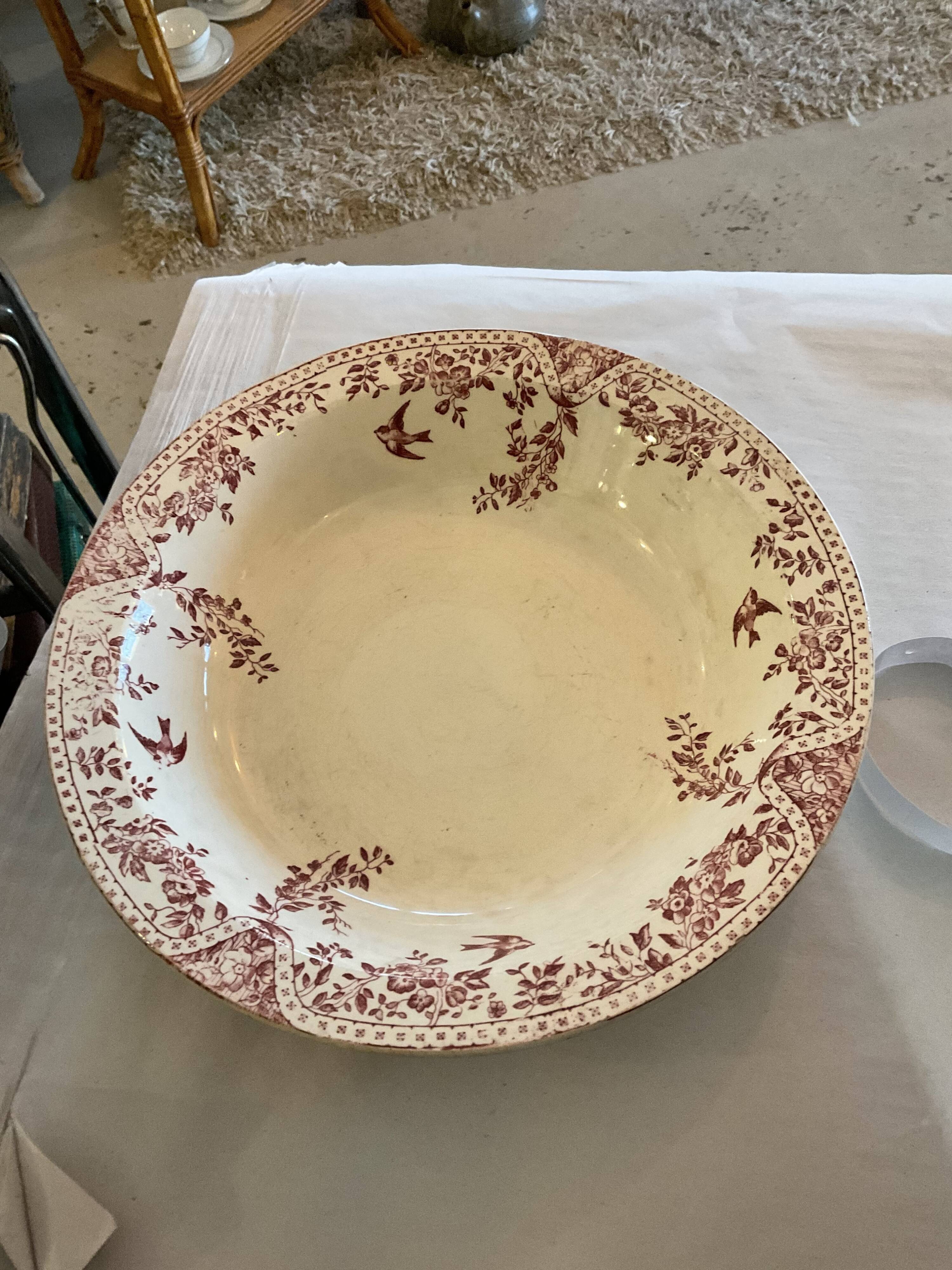 Plat creux Terre de fer faience grand dépôt e.bourgeois.rose