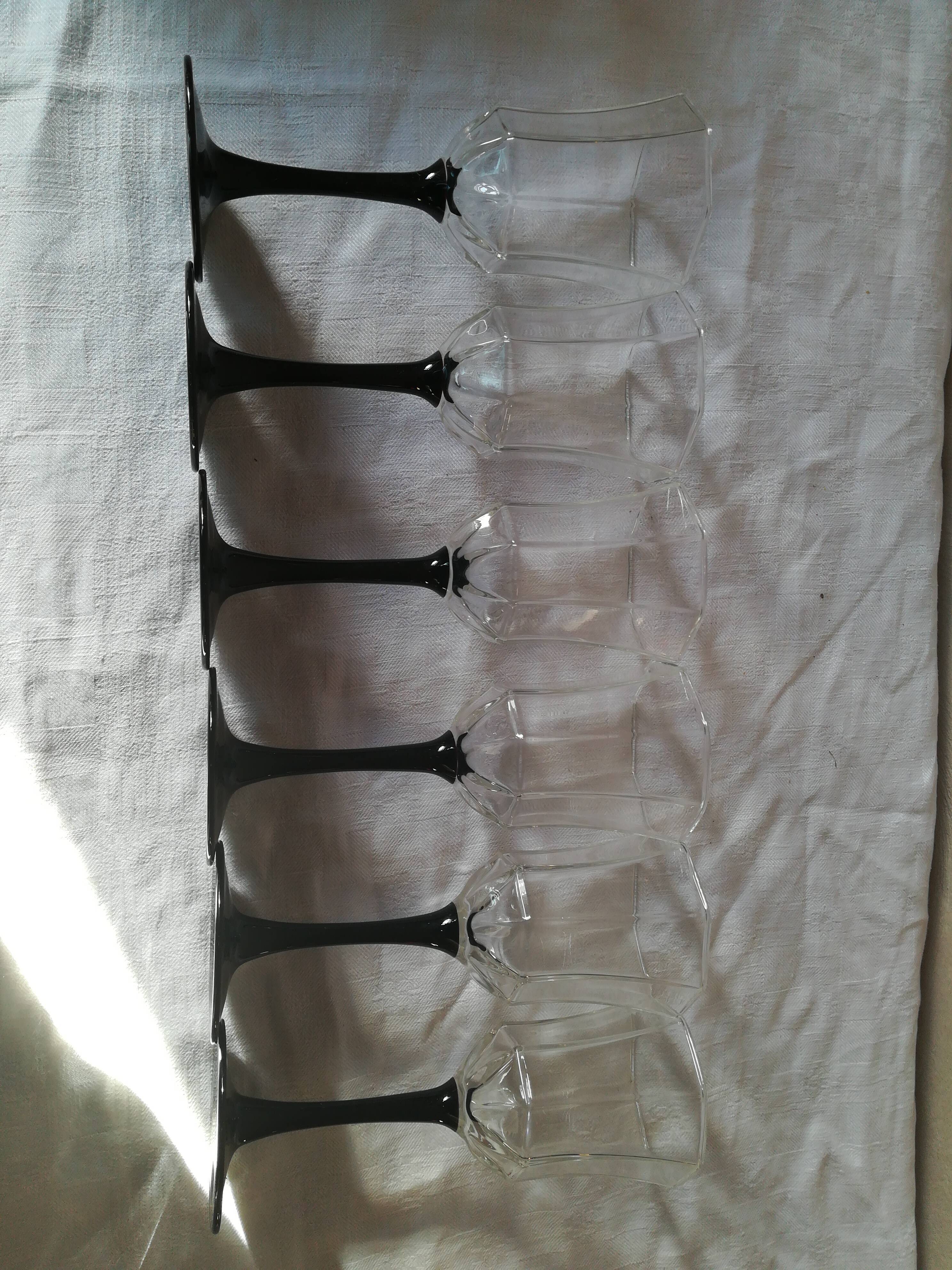 6 black-footed octagonal glasses