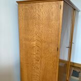 Compass foot cabinet