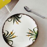 Floral pattern dessert plate