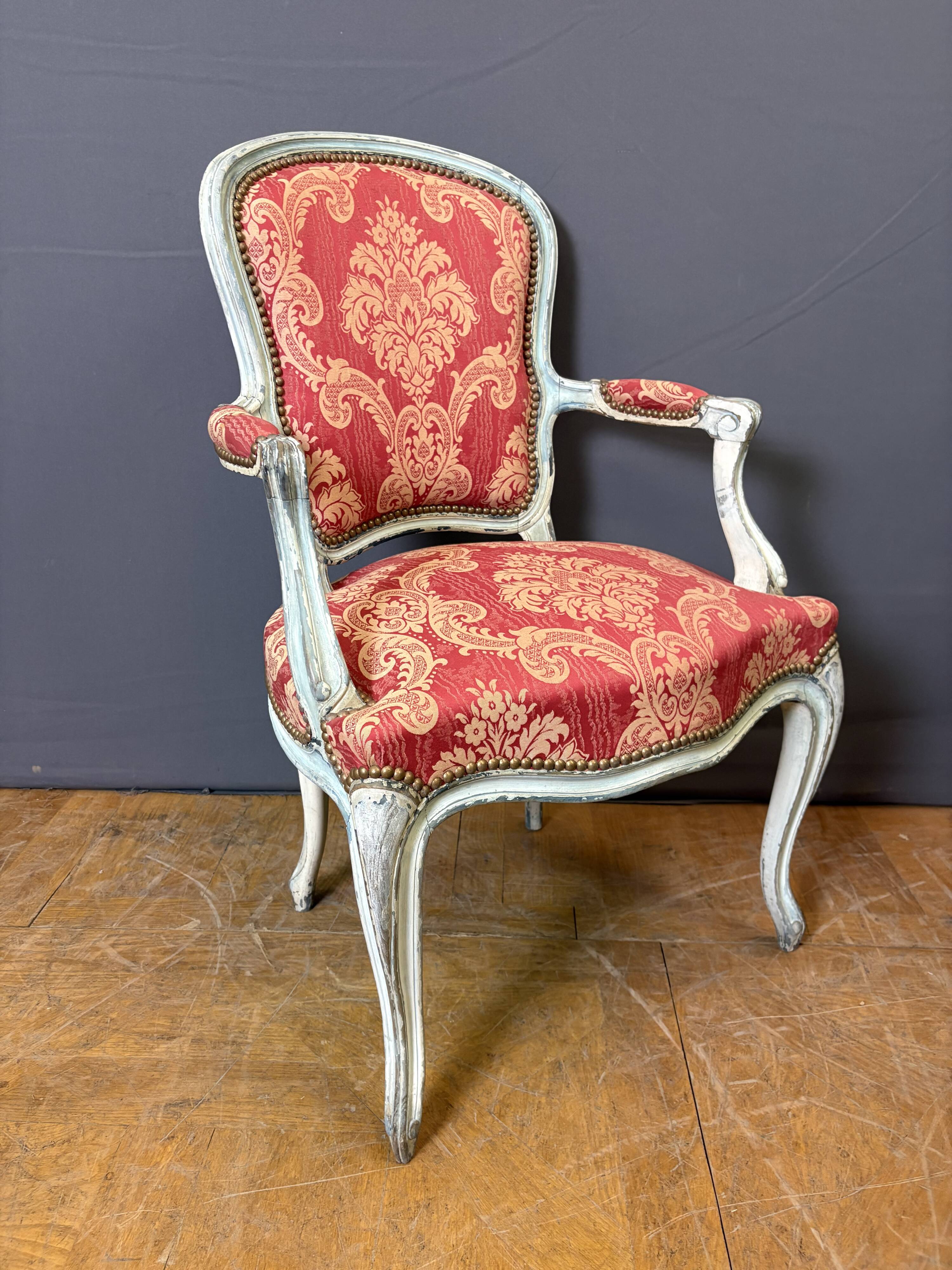 Paire de Cabriolets de Style Louis XV en Hêtre polychrome