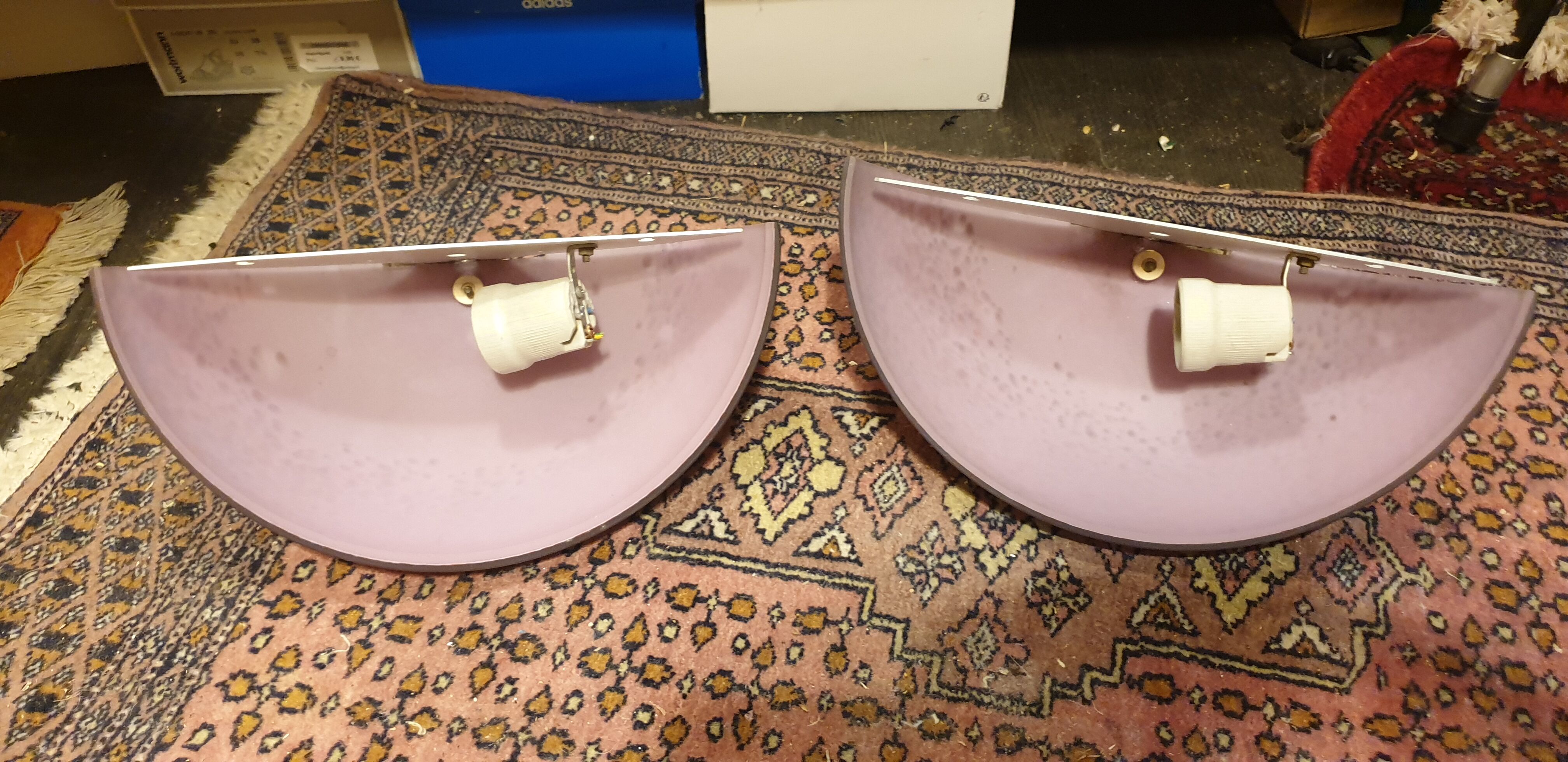 Pair wall lamp signed vianne