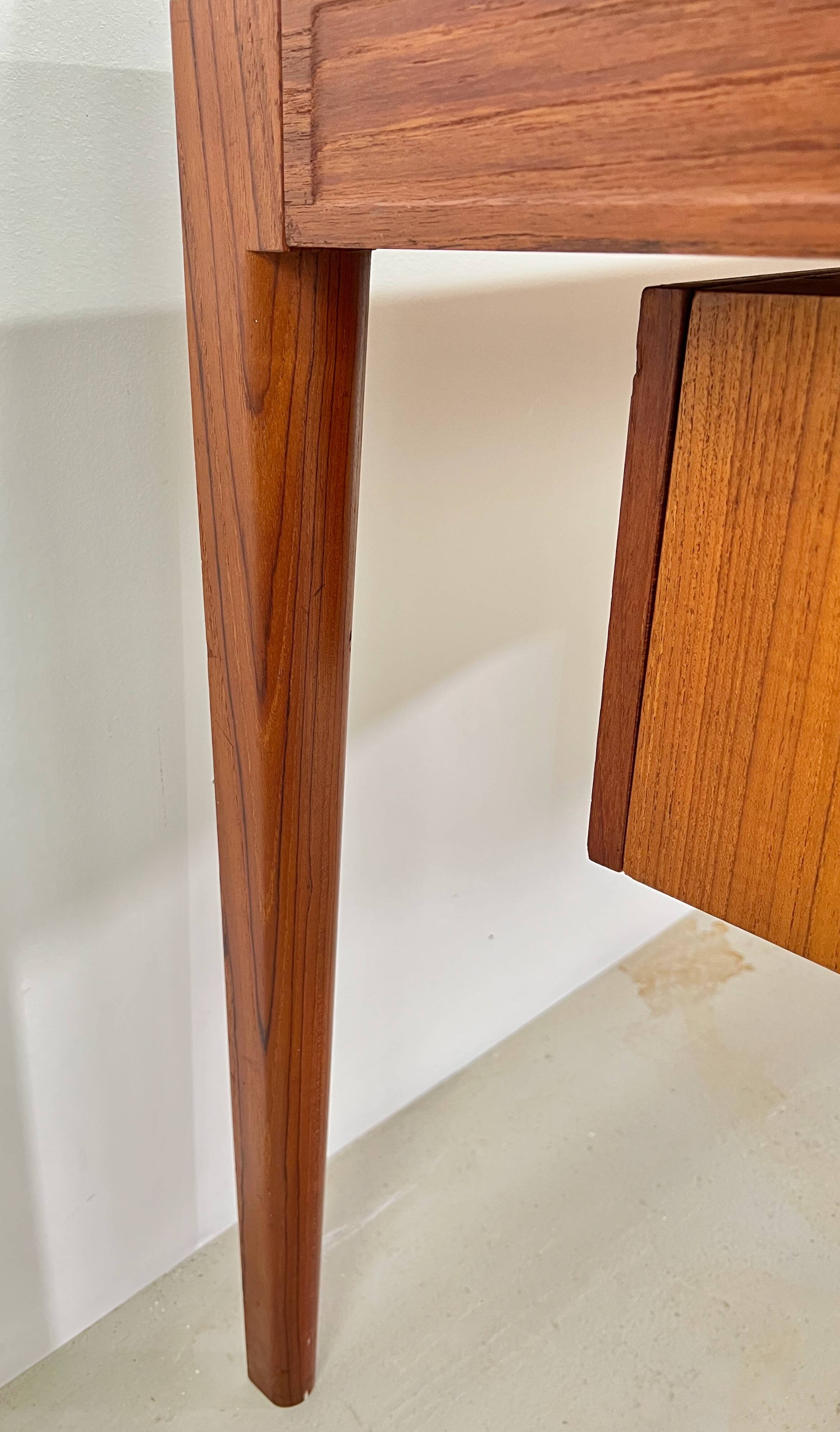 Diplomat Desk by Finn Juhl for France & Søn / France & Daverkos