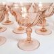Coupes à champagnes vintages en verre rose